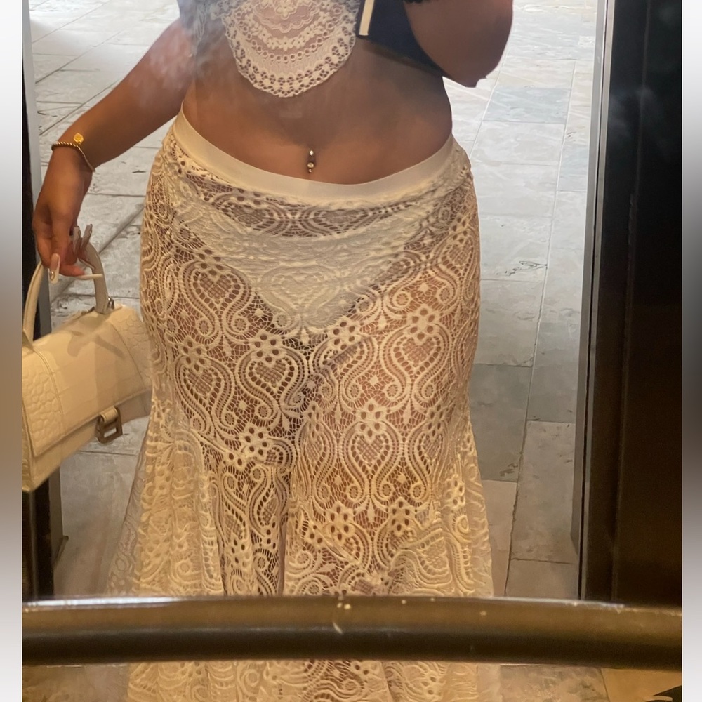 Little Pieces White Lace Maxi Mermaid Beach Skirt